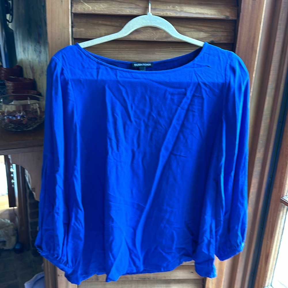 Eileen fisher xs/TP blue silk shirt